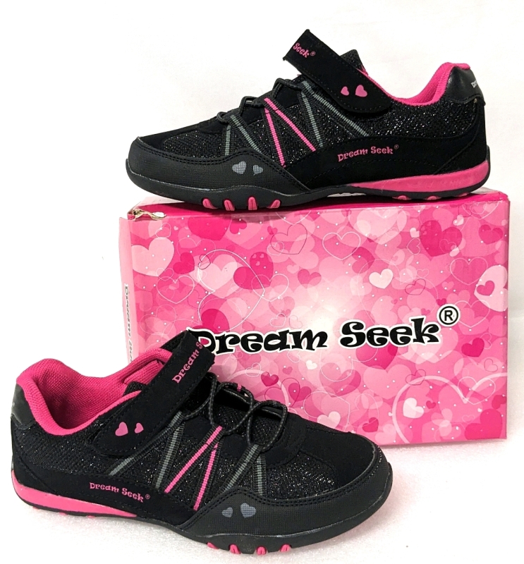 New Dream Seek Velcro Top Sneakers (Size 3) 13031