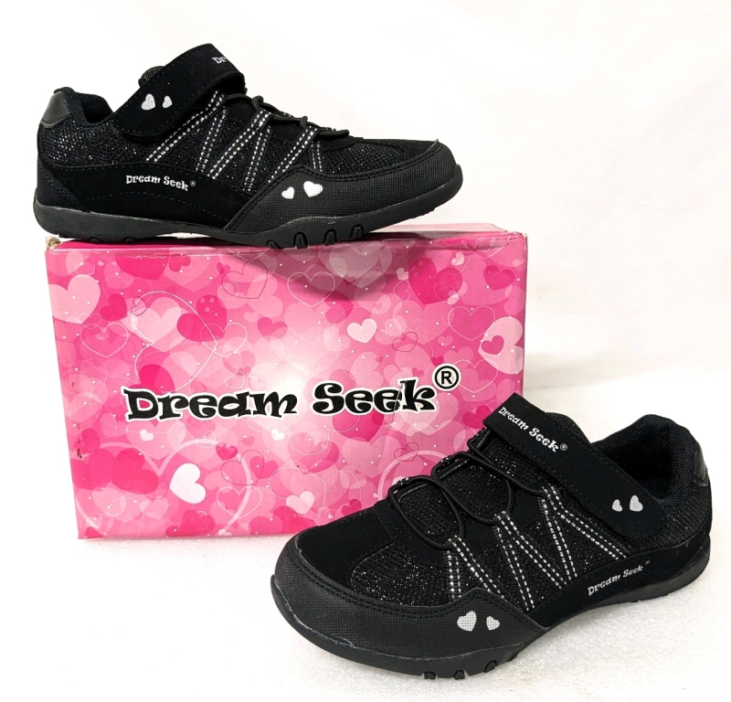 New Dream Seek Velcro Top Sneakers (Size 2)