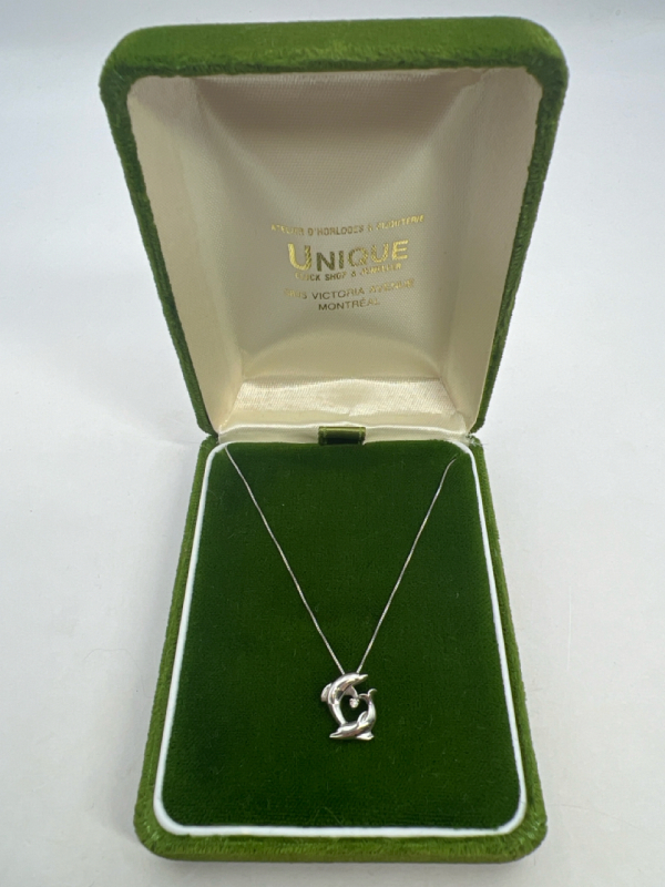10K white Gold Chain 10K White Gold Dolphins with Diamond