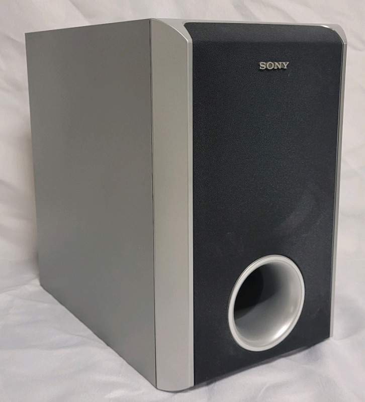 SONY Sub Woofer Model # SS-WS31 . Untested , As Is