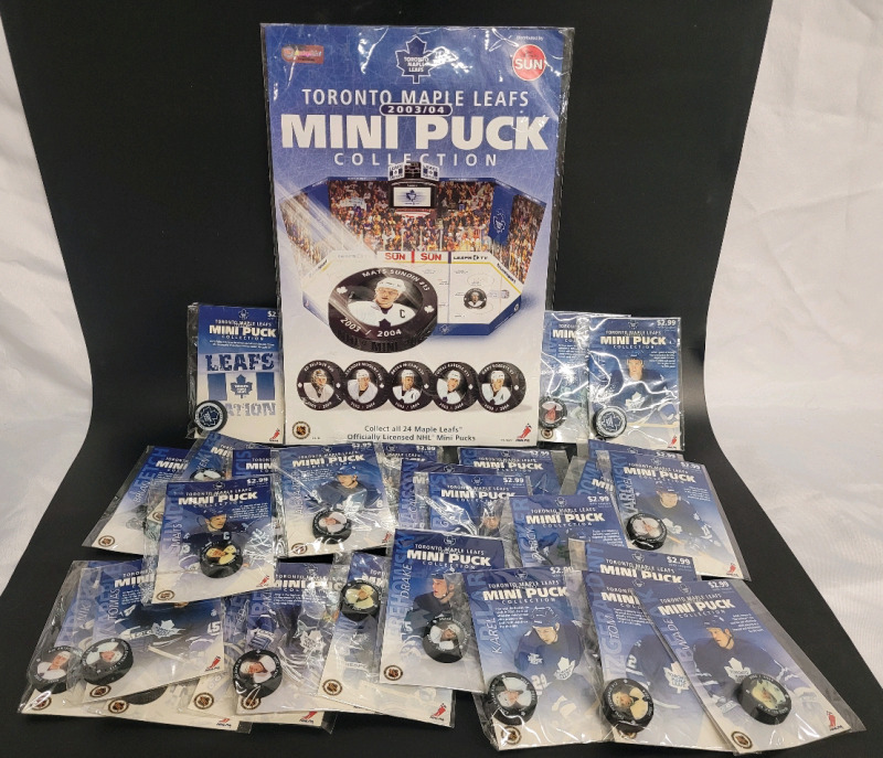 2003/04 Toronto Maple Leafs Toronto Sun Mini Puck Collection , Complete Set