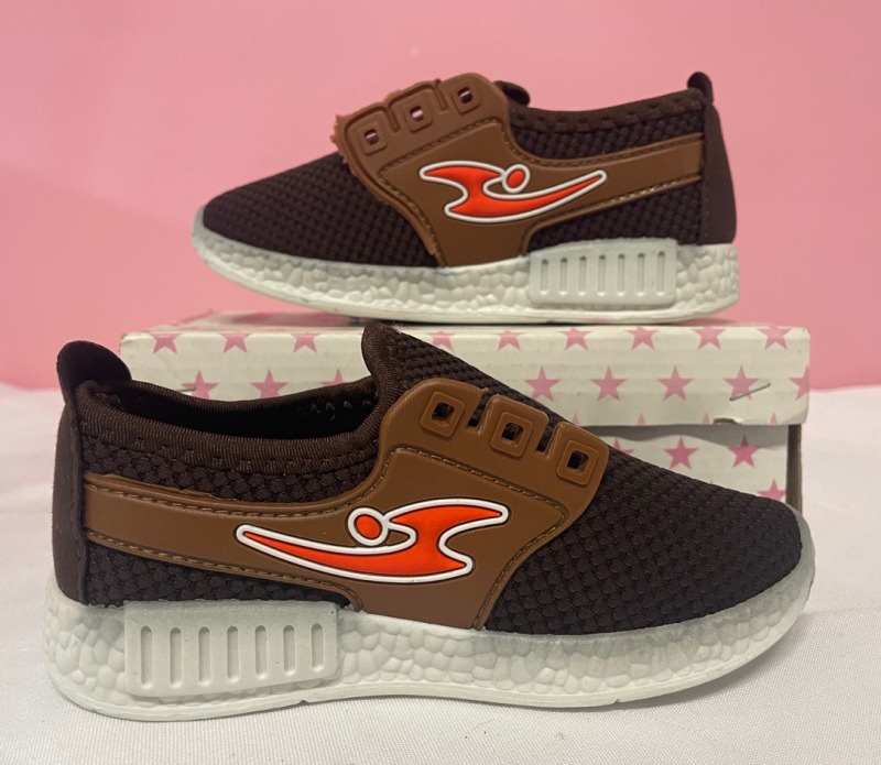 Children’s Sneakers size 31 Brown