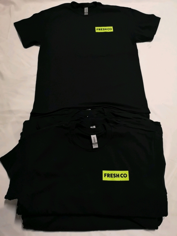 20 New Men's Gildan sz 2XL. T-shirts - FreshCo Logo