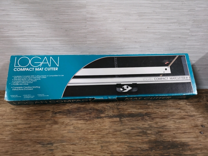 LOGAN 301 Compact Matcutter