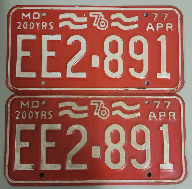 Vintage 1977 Missouri License Plate Matching Pair , Bicentennial