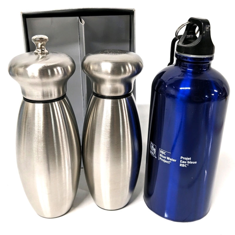 Fresco Stainless Steel Pepper Mill & Salt Shaker Set + Metal RBC Water Bottle