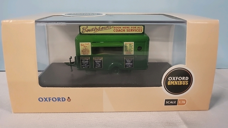 New Oxford Omnibus 1:76 Scale Diecast Mobile Trailer