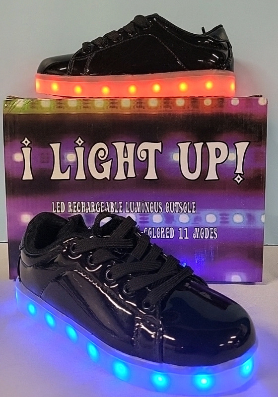 New I Light Up Yourh Shoes - Kids Size 12