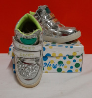 New Toddler's Silver High Tops Size 11.5CA 29EUR