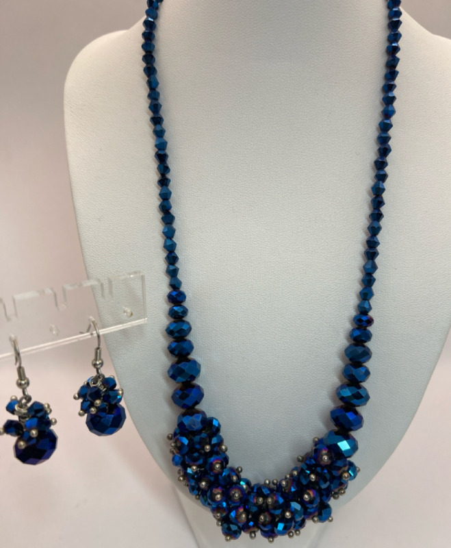 Modern Crystal Blue AB faceted Necklace with Matching Drop Earrings