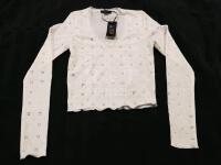 New Women's Top sz Small by Delia's
