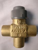 New Honeywell 1/2 in 3-way NPT Valve - V5863A2046