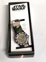 New STAR WARS Yoda Kids' Plastic Time Teacher Analog Quartz Watch