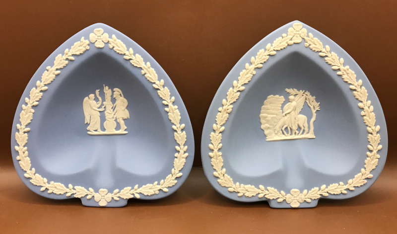 2 Wedgwood England Blue Jasperware Spade Dishes 5.5 inches wide