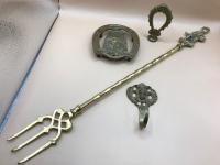 Vintage Brass Cockington Forge Trivit Rob Ray Fire Pocker Hook & Finial 3 to 18 inches