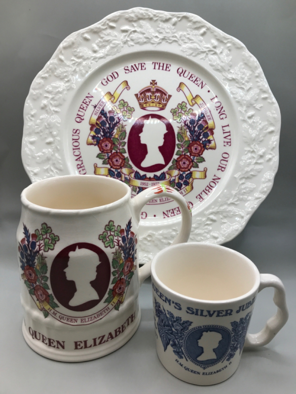 Vintage Mason’s Queen Elizabeth ll Royal Silver Jubilee Mugs & Plate 1977 3 to 10 inches