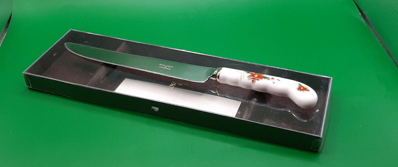 Vintage Royal Albert Poinsettia Cake Knife