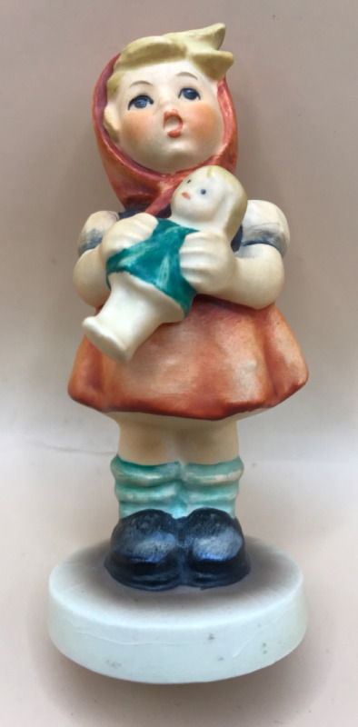 Vintage Goebel Hummel 3.5 inches tall