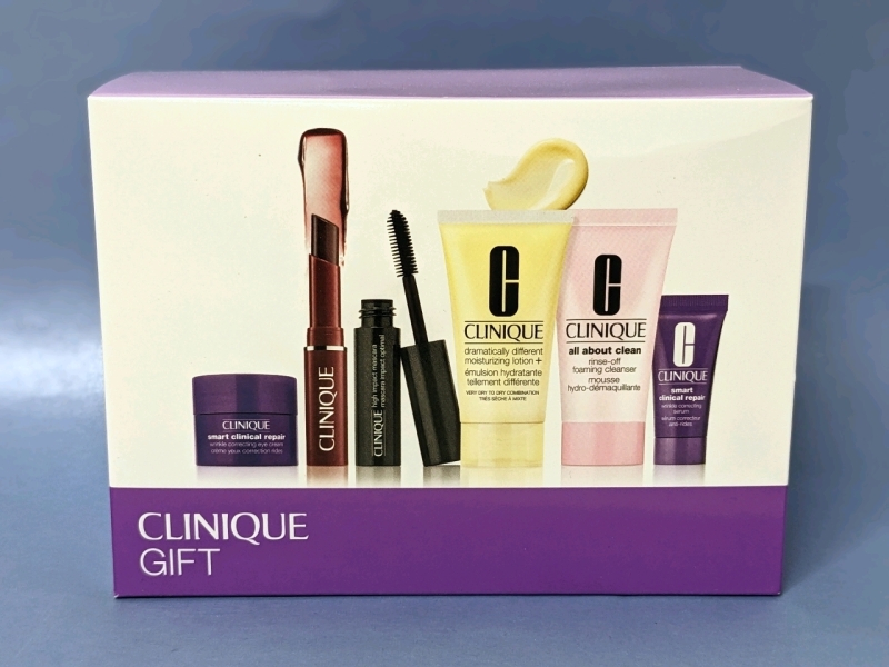 New CLINIQUE 6-Piece Travel Sized Gift Set