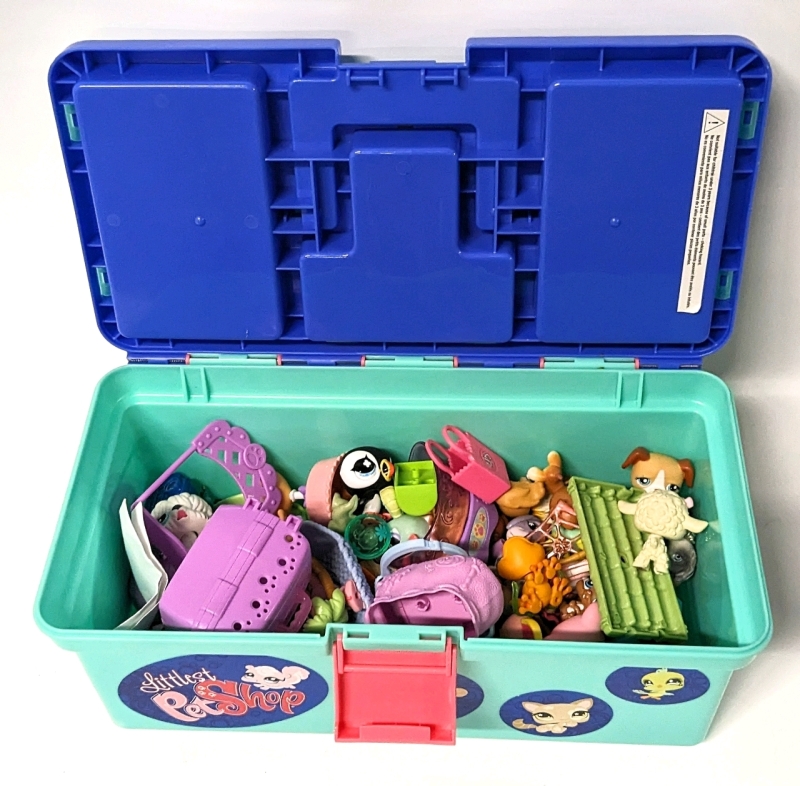Neat Littlest Pet Shop Tackle Box with Accessories & Toys