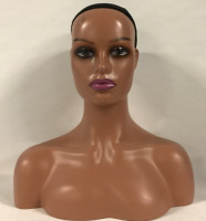 Mannequin Bust