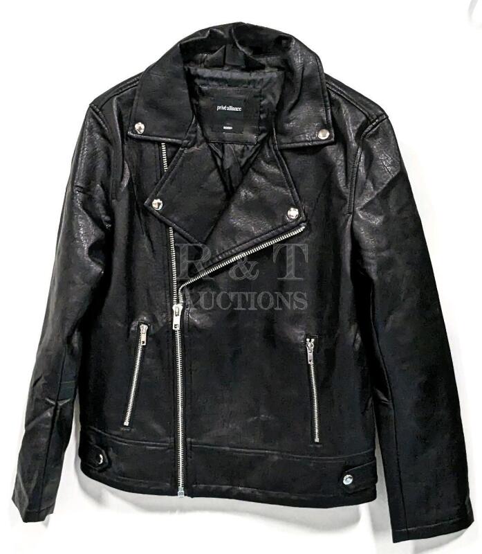 New PRIV&Eacute; ALLIANCE Ladies Vegan Leather Jacket Size Small.