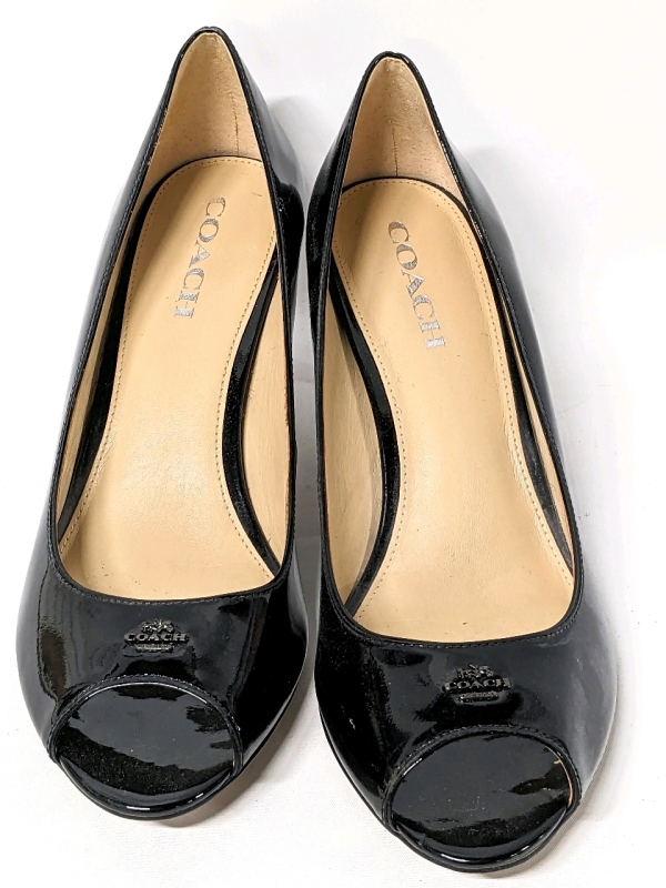 Classy COACH Delilah Heels Size 10 B / A00806