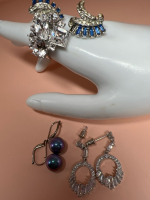Baguette Rhinestone Earrings Lever back Pearl