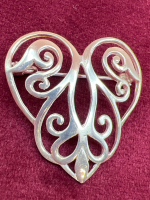 925 Sterling Silver Scrolled Heart Brooch