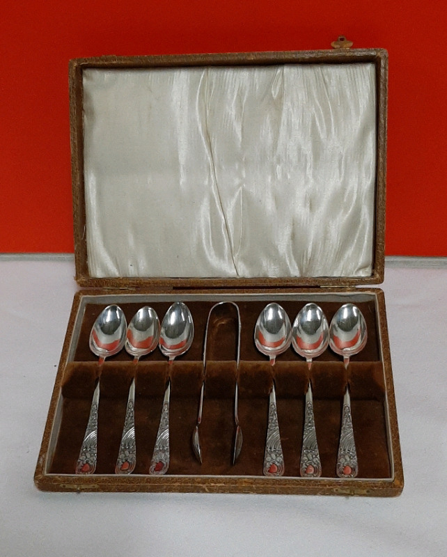 Antique 6 Silverplate Demitasse Spoons with Sugar Tongs in Original Box