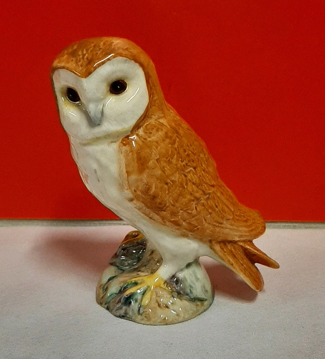 Beswick Owl 5"