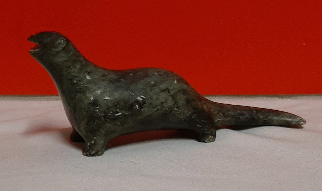 Vintage Inuit Soapstone Carving Signed Nooveya Iqaluit / Frobisher Bay