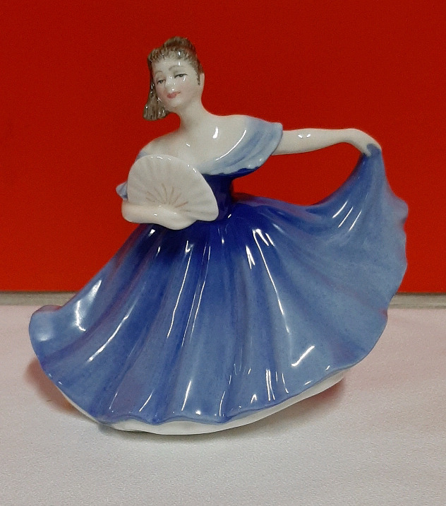 Royal Doulton Elaine 1978