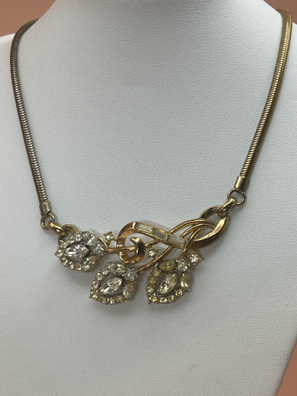 Crown Trifari 1950s clear Rhinestone Necklace