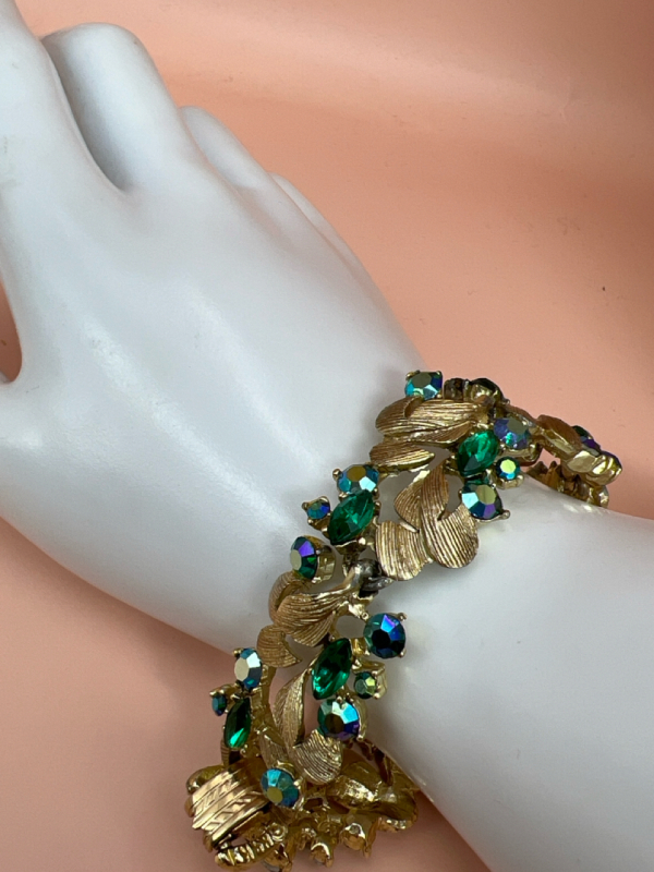 Vintage B.S.K. Peacock Blue Green Auorora Borealis Rhinestone Bracelet