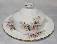 Royal Albert ' Lavender Rose ' Covered Butter Dish . No Chips or Cracks