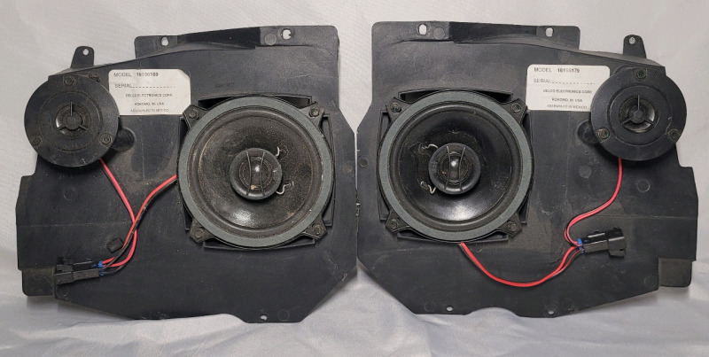 PowerBass S-522 5.25" Full-Range Automotive Speakers , Pair . Untested