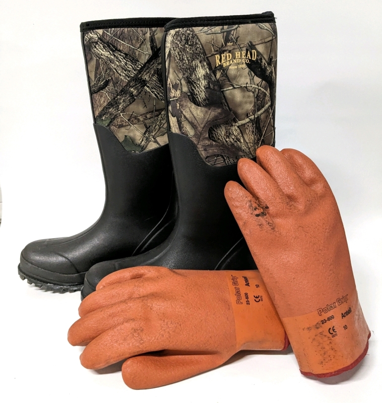 RED HEAD Men's Size 8 Waterproof Rubber Boots & Ansell Power Grip Gloves Size 10