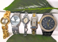 5 Analog Wrist Watches with Metal Bands: DKNY, Kim Rogers, Time Design, George +