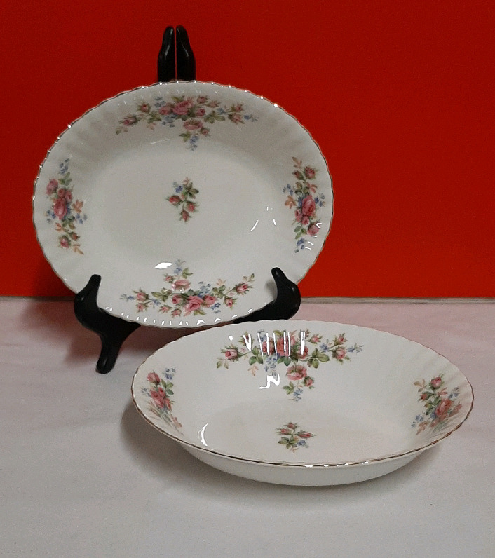 Vintage 2 Royal Albert Moss Rose Vegetable Bowls 9"