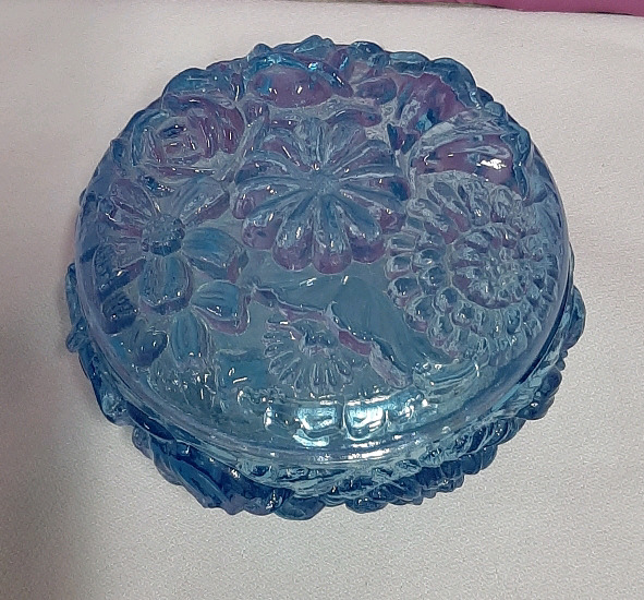 Vintage Fenton Blue Glass Trinket Box 4"