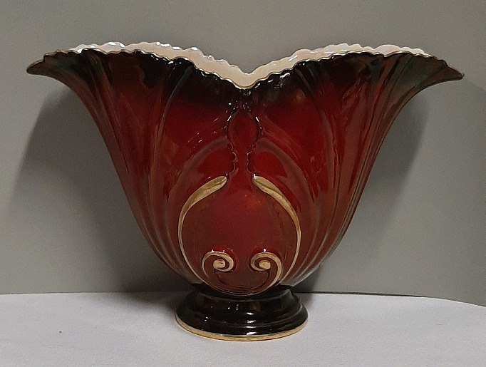 Vintage Carlton Ware Rouge Royale Shell Vase 5.5"