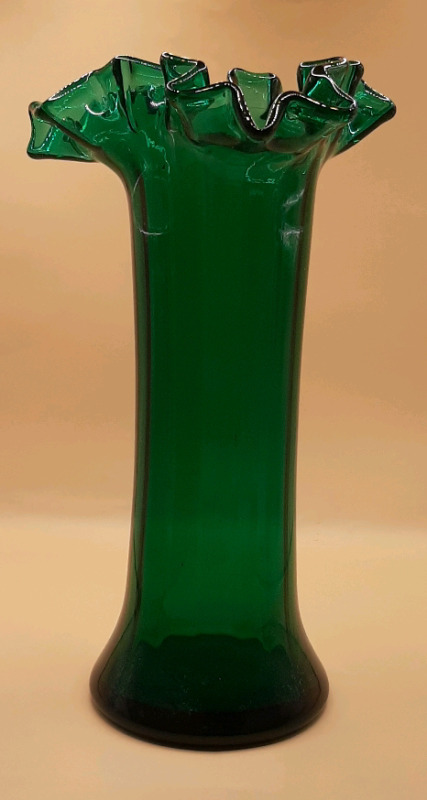 Antique Victorian Green Glass Ruffled Edge Vase 10.5"
