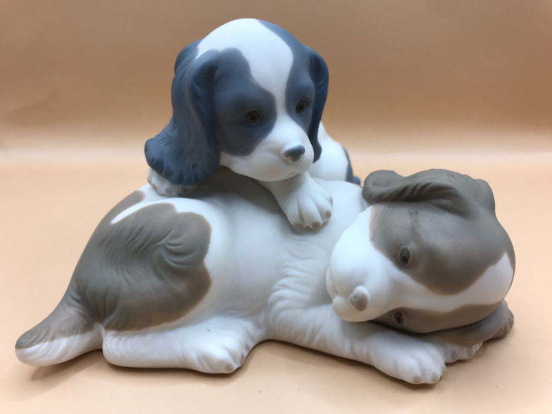 NAO by Lladro Matte Glaze Wake Up Spaniels Figurine 4 inch tall