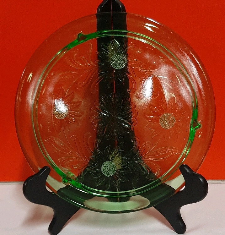 Vintage Jeanette Glass Sunflower Depression Glass Cake Plate Circa 1930s 10"