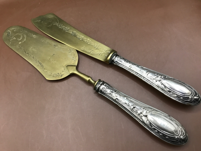 800 Silver Cake Cutter & Server 11 inches long