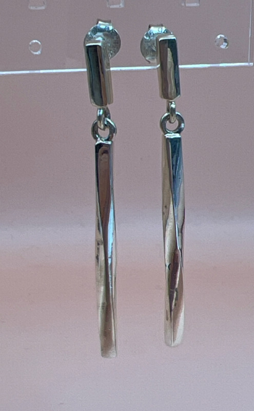925 Sterling Silver Dangling Twist pierced Earrings
