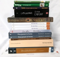 15 FRENCH Language Softcover Books: H. P. Lovecraft, Textbooks, Kids Books +