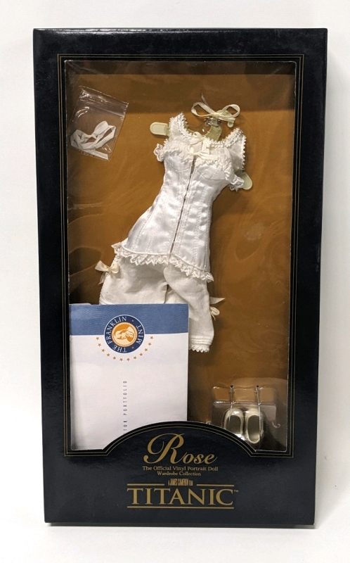 Franklin Mint TITANIC Rose The Official Vinyl Portrait Doll " The Corset Ensemble "