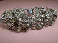Vintage CORO Pegasus 1960s wide Fold Over Bracelet signed